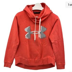 Under Armour Size M hoodie